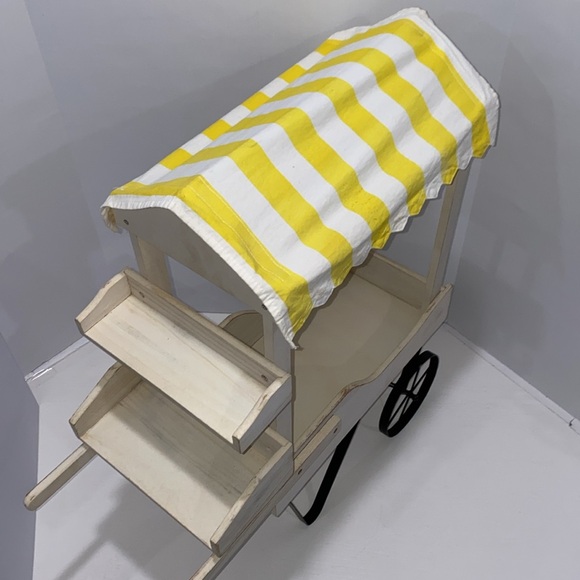 Vintage 27" Lemonade Cart With Shelves And Movable Wheels - Picture 7 of 17